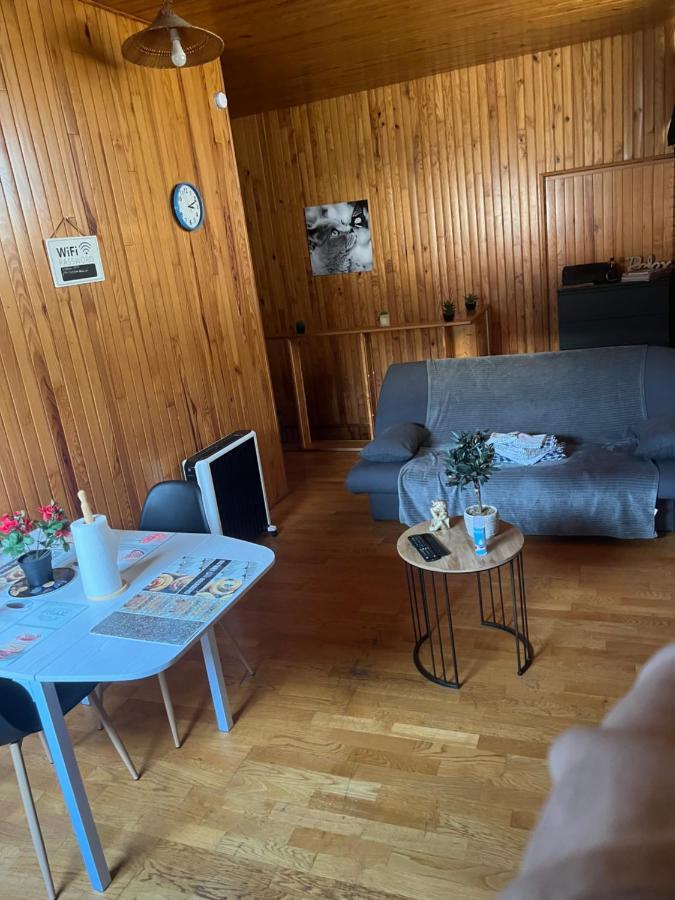 Ferienwohnung Studio En Plein Coeur Tulle Exterior foto