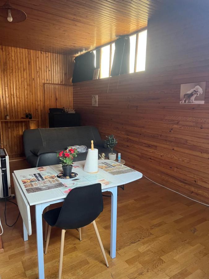Ferienwohnung Studio En Plein Coeur Tulle Exterior foto